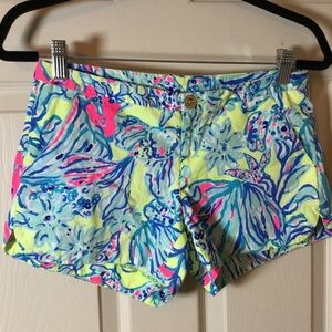 Lilly Pulitzer Adie Lemon Drop Multicolor 3.75 Inseam Shorts - Size 00